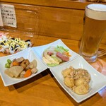 はな花 - おばんざい3種、ちらし寿司、生ビール