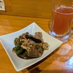 はな花 - ピーマン豚肉炒め　レッドアイ