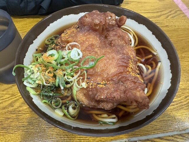 我孫子駅といえば唐揚げ蕎麦』by srkabachan : 弥生軒 5号店