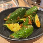 焼肉 1129 - ピリ辛きゅうり(329円)