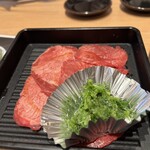 焼肉 1129 - ネギ塩タン(549円)