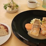 ジラソウ - スズキも帆立も肉厚ぷりっぷり