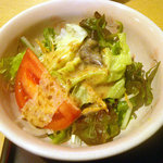 手打ち蕎麦・うどん 彩め - 「小海老天丼セット」サラダ