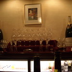 Wine Bar Ninomiya Sjr． - 落ち着いた雰囲気は、時間の経過を忘れます。