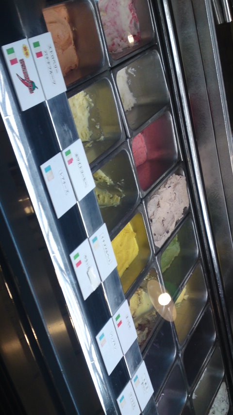 イタリアンジェラートショップミラノ 本店 name=