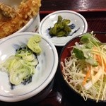 そば処 大雪庵 - セットにはサラダ、蕎麦湯もついてきました！