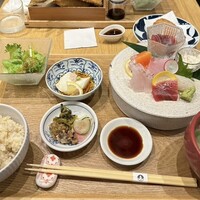 割烹ダイニング波里 - 