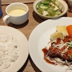 ビストロ パグ - 料理写真:ポークジンジャー。添え野菜冷めてる