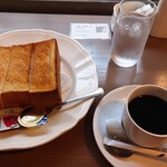 シルビア - トースト750円