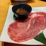 幸せの焼肉食べ放題 かみむら牧場 上尾店 - 