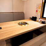 焼肉けしき - テーブル席