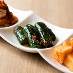 焼肉けしき - キムチの三種盛