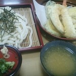 Udon Koubou Tomochi - 天ざるうどん～♪