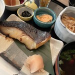 鈴波 エスカ店 - 