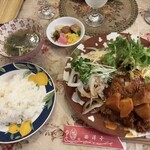 西洋亭 - ロースカツデミソースとチキンレモンのランチ2種(1250円)