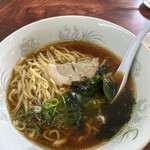餃子の砂子 - 餃子（6個入り）＋醤油ラーメン
200円＋380円＋税＝638円