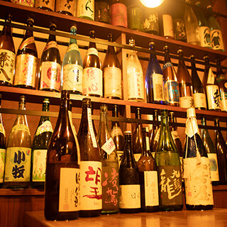 宮崎・鹿児島限定の芋焼酎、豊富な日本酒と共にどうぞ
