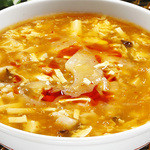 Hot and sour soup with shark fin (Sulatan)