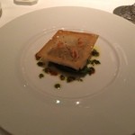 Epicure - メルラン　アーモンド付パンを添えて