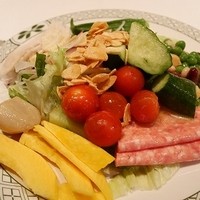 ロウリーズ・ザ・プライムリブ 恵比寿ガーデンプレイス店 - サラダバー