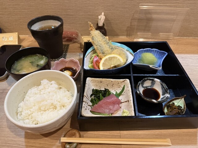 Kakure Sakaya Fuga photo 3