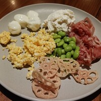 ERUTAN RESTAURANT BAR - 