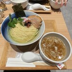 ラーメンWalkerキッチン - 