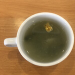 ガスト - 料理写真:どーでもいい飲み放題のスープ。