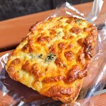 ヤマトラ - ゴルゴンゾーラのクロックムッシュ