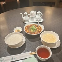 廣東料理 民生 ヒルトンプラザウエスト店 - 