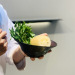 てんぷら てらおか - 食材の御披露目：2回目　　　　　　　　　　　　　　　　　千葉旭産蓮根、蓼（タデ）科の野菜