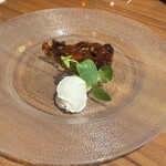 紅茶と洋酒の店 リンクス - キャラメルナッツのタルト