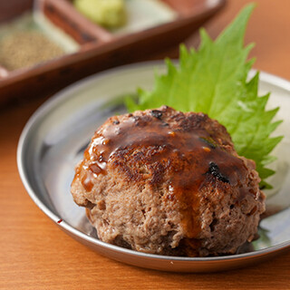 お好み焼きだけじゃない！充実の一品料理でちょい飲みも◎