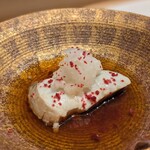 309251244 - サワラの酒蒸し。自家製ポン酢に今が旬の脂の乗ったサワラがたまらない。