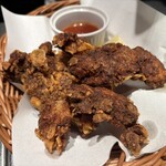 CAFE&BAR Manhattan - チキン　カリカリで美味しい！