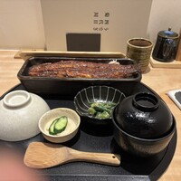 うなぎ四代目菊川 東京駅黒塀横丁店 - 