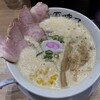 鶏そば 唆る 堀田本店