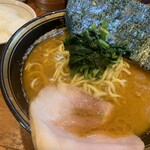 ラーメン 末廣家 - 