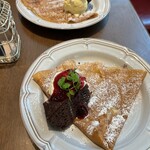 クレープリー・スタンド シャンデレール 梅田店 - 