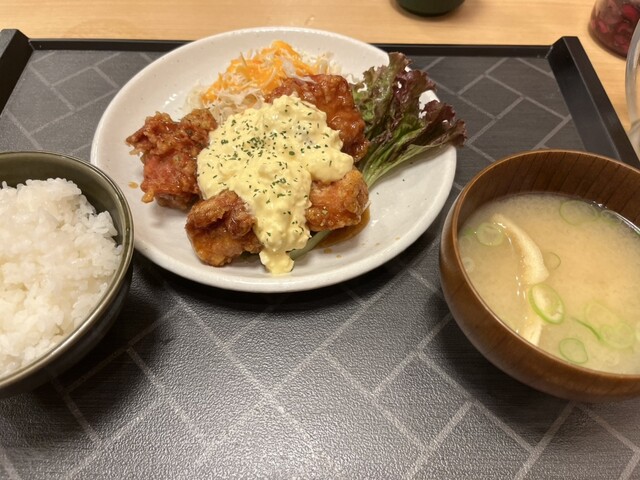 Miyamoto Munashi Keihan Kyobashi Eki Mae photo 2