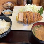 とんかつ しお田 - 32℃豚ロースカツ→2800円