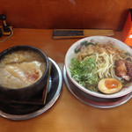 とんこつらーめん ひかり - 2014年8月16日〜提供開始
      週末限定麺
      濃厚魚介豚骨つけ麺