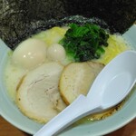 横浜家系ラーメン 魂心家 目黒店 - 