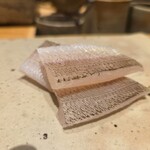 すしやのたい悟 - きすの昆布〆