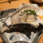 すしやのたい悟 - 佐賀県唐津産の岩牡蛎