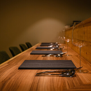 深夜まで営業◎仕事帰りふらりと立ち寄るのにぴったりなスポット