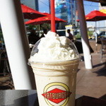 FAT BURGER - リアルアイスクリームミルクシェイク(バニラ)