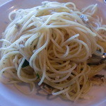 La Pigna - パスタはオイル系。もうちょっとコクが欲しいかな ^^;