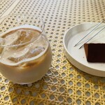 アカシ カフェ 本町本店 - 