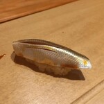 寿し おおはた - 食べれなかった小鰭も美味しく思えるようになりました